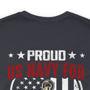Maternal Navy Pride: 'Proud US Navy Mom' Military Design T-Shirt