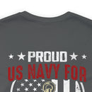 Maternal Navy Pride: 'Proud US Navy Mom' Military Design T-Shirt