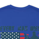 Every Man Dies, but How Many Truly Live? Military Design T-Shirt Embracing Adventure!