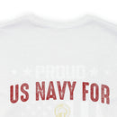 Maternal Navy Pride: 'Proud US Navy Mom' Military Design T-Shirt