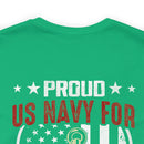 Maternal Navy Pride: 'Proud US Navy Mom' Military Design T-Shirt