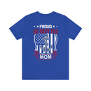 Maternal Navy Pride: 'Proud US Navy Mom' Military Design T-Shirt
