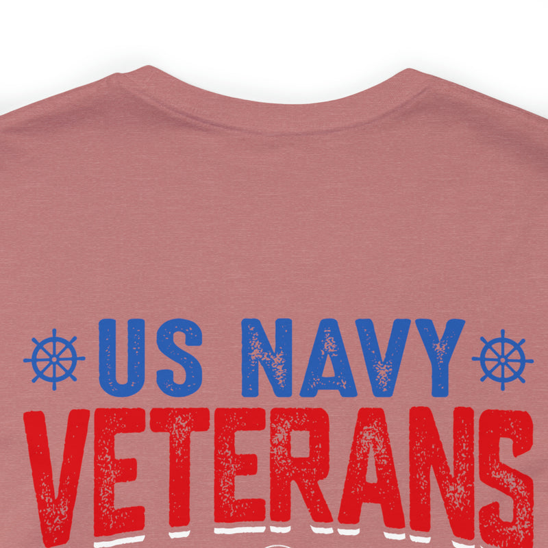 Legendary Grandpas: US Navy Veterans Military Design T-Shirt