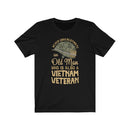 US Military Never Underestimate an Old Man Veteran  Unisex Short Sleeve Shirt.