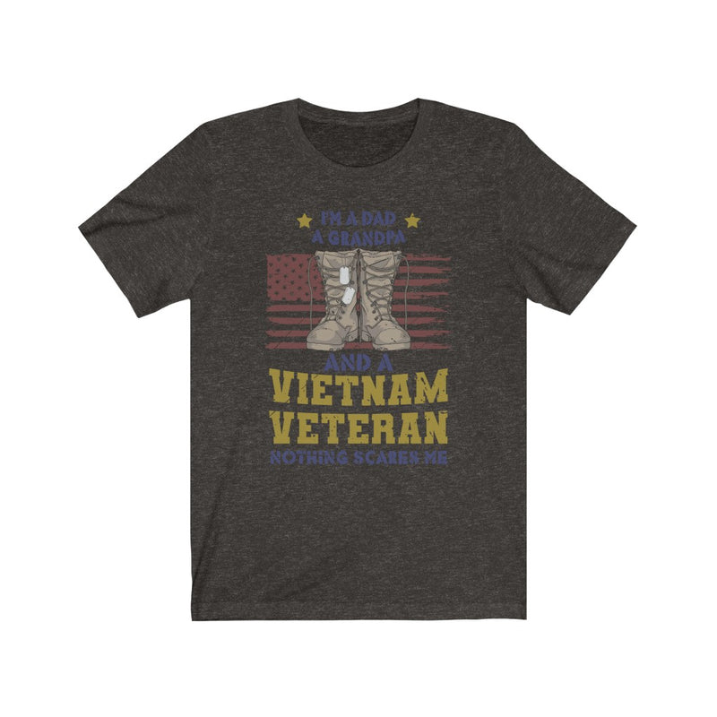 US Military A Dad A Grandpa A Vietnam Veteran Unisex Short Sleeve Shirt.