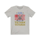 US Military I'M A Dad A Grandpa Veteran Unisex Short Sleeve Shirt.